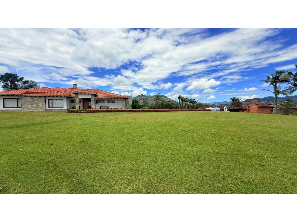 FINCA ESPECTACULAR EN VENTA - VILACHUAGA - PESEBRERAS — foto 3