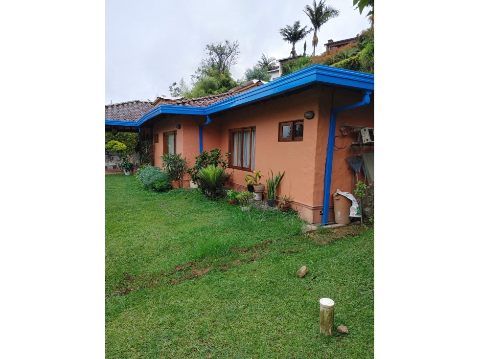 CASA CAMPESTRE EN VENTA EN EL RETIRO
