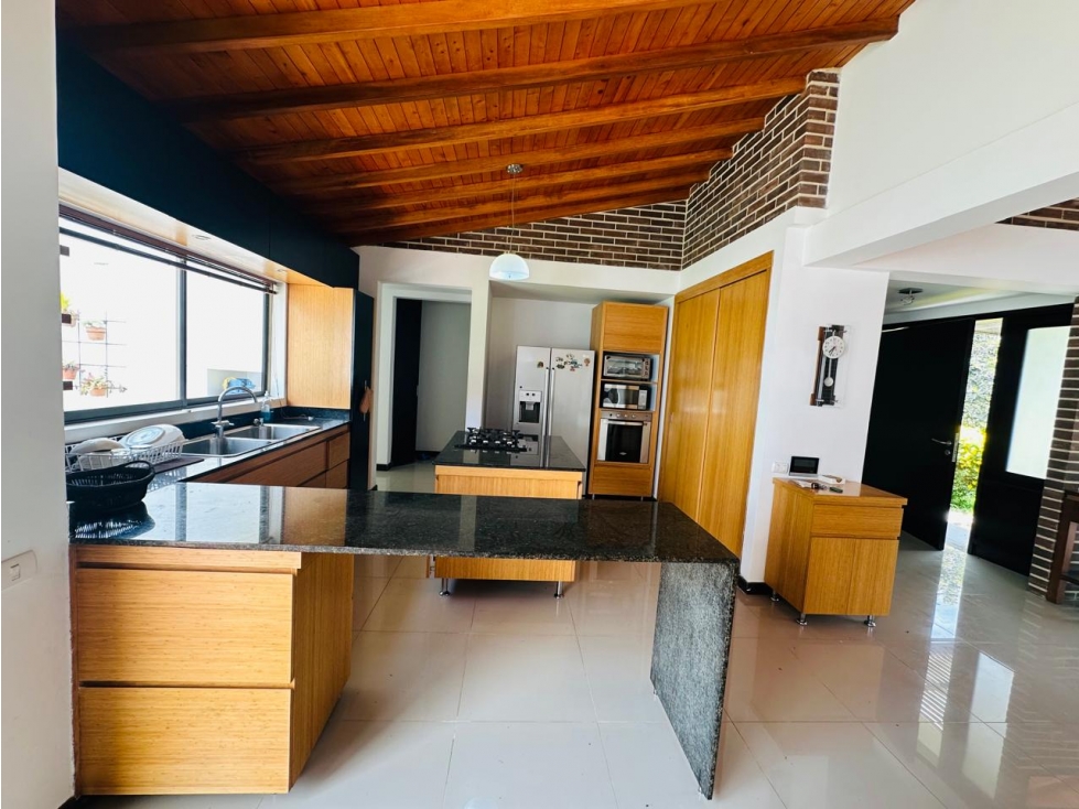 CASA CAMPESTRE EN GUARNE - VEREDA LA CLARITA — foto 2