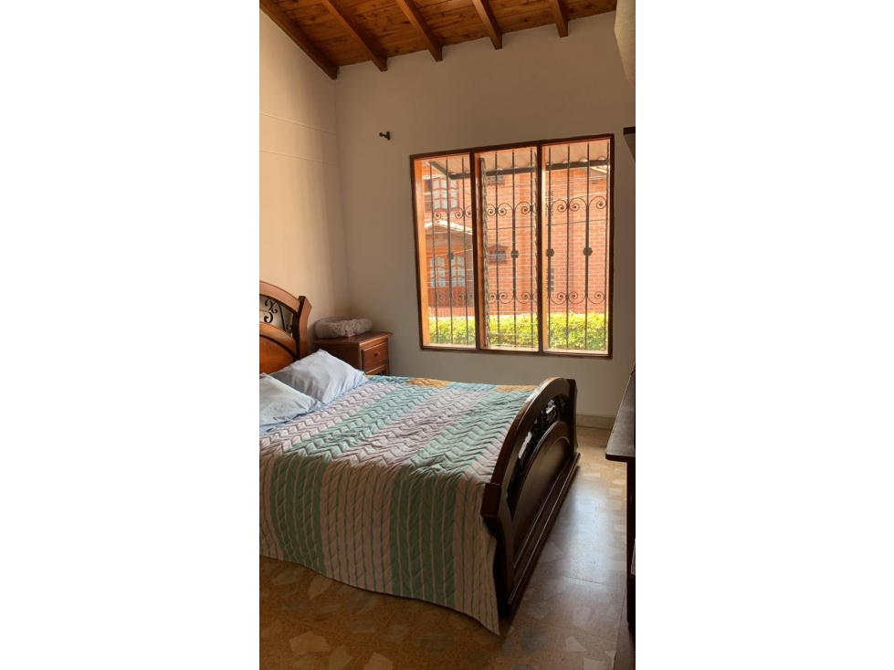 VENTA DE CASA SECTOR LA MACARENA - 2