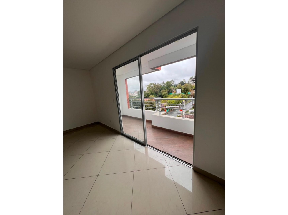 APARTAMENTO EN VENTA - SECTOR LOS COLEGIOS — foto 3
