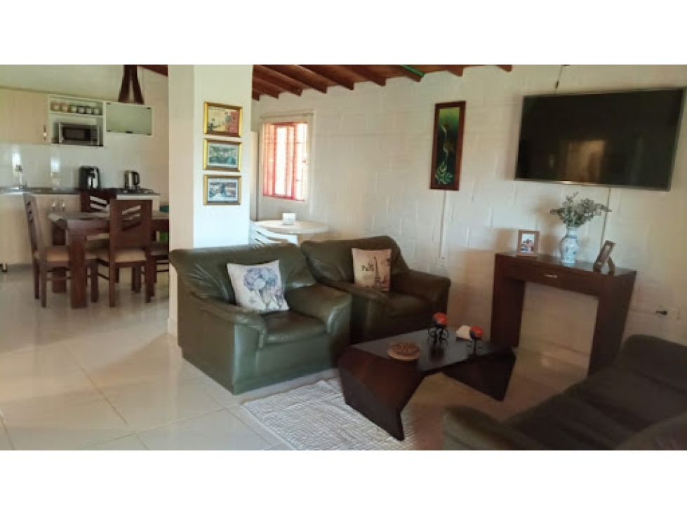 CASA CAMPESTRE EN VENTA EN GUARNE - 4 MINUTOS DE LA AUTOPISTA — foto 2