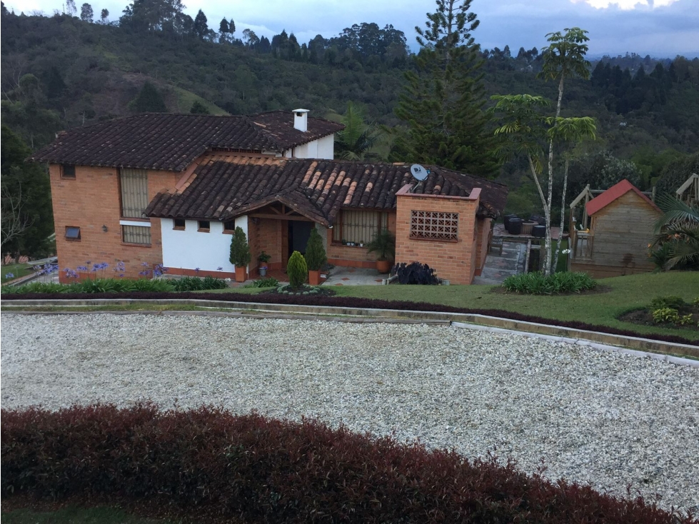CASA CAMPESTRE EN VENTA CERCA AL AEROPUERTO JMC — foto 2