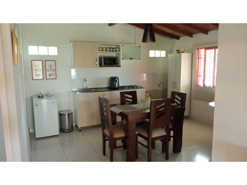 CASA CAMPESTRE EN VENTA EN GUARNE - 4 MINUTOS DE LA AUTOPISTA