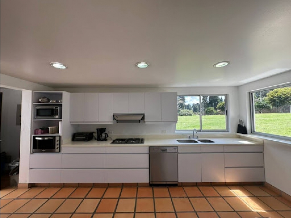 CASA CAMPESTRE EN VENTA EN GUARNE - EXCELENTE SECTOR — foto 2
