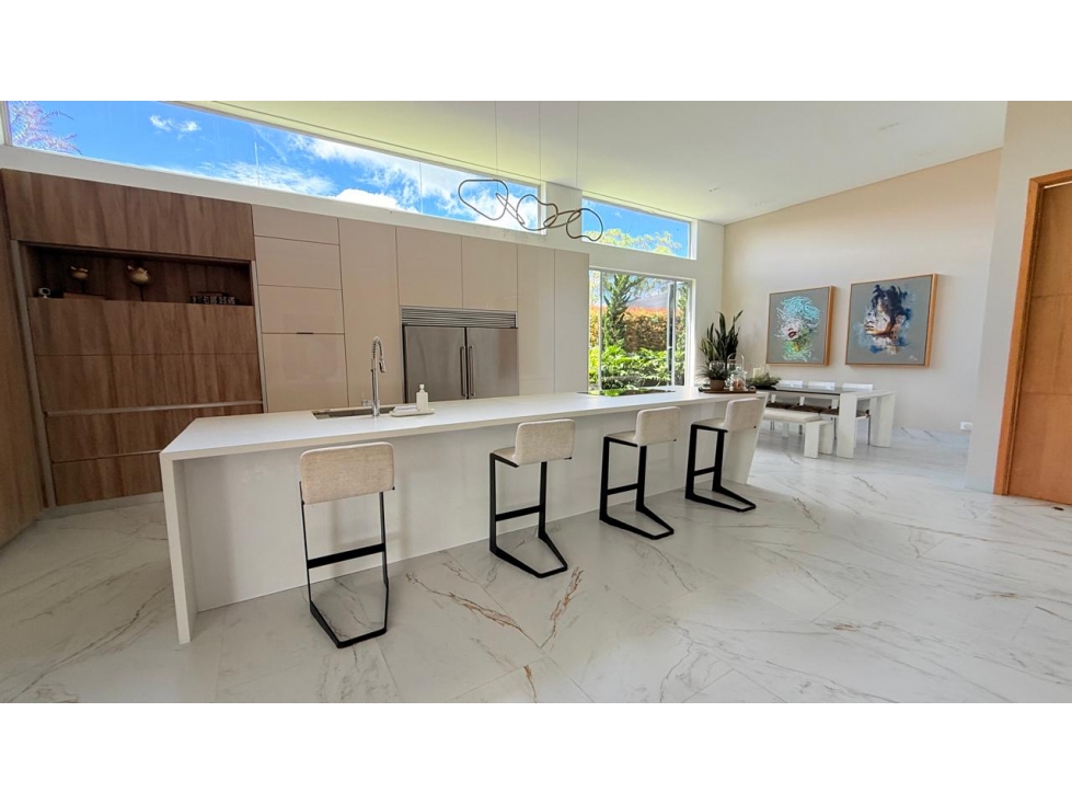 EXCLUSIVA CASA EN VENTA EN LLANOGRANDE - UNIDAD CERRADA — foto 4