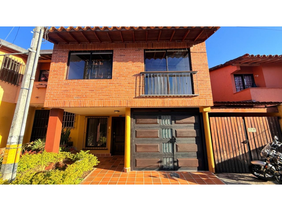 CASA EN VENTA EN RIONEGRO - SAN ANTONIO DE PEREIRA