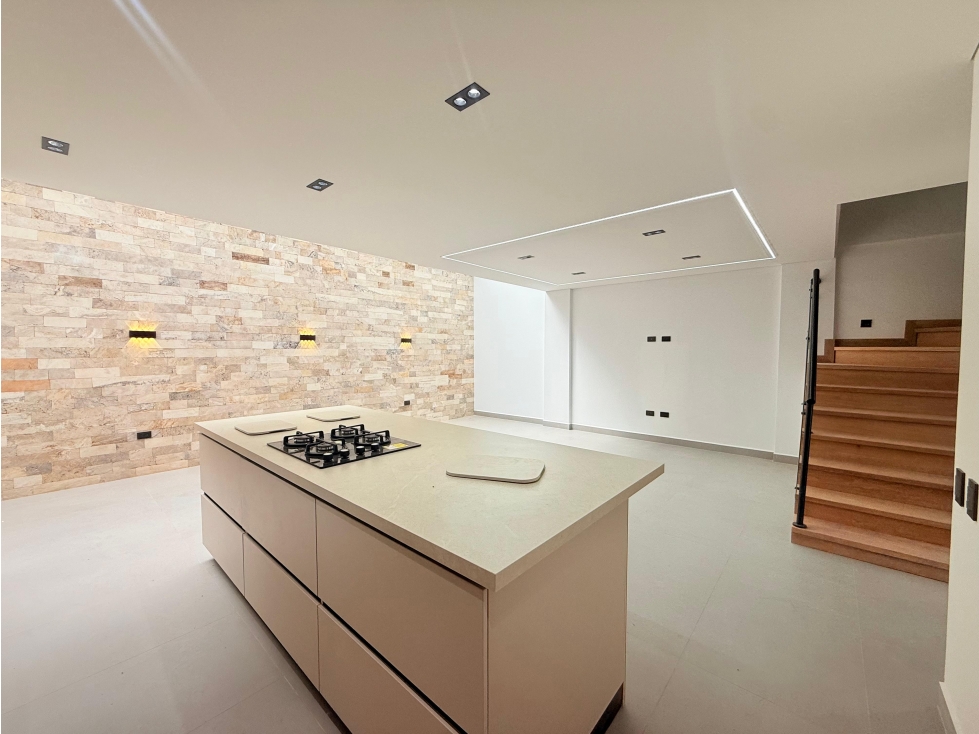 EXCLUSIVA CASA EN VENTA EN GUALANDAY - UNIDAD CERRADA - PARA ESTRENAR — foto 2