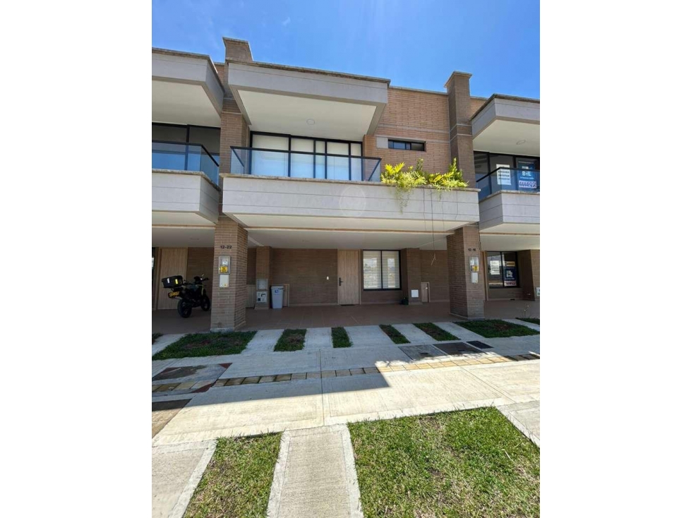 CASA EN VENTA EN SAN ANTONIO DE PEREIRA