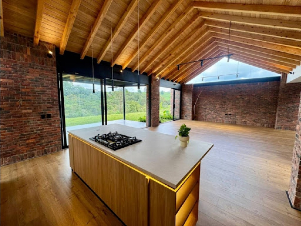 CASA CAMPESTRE EN EXCLUSIVA PARCELACIÓN EN EL RETIRO — foto 3