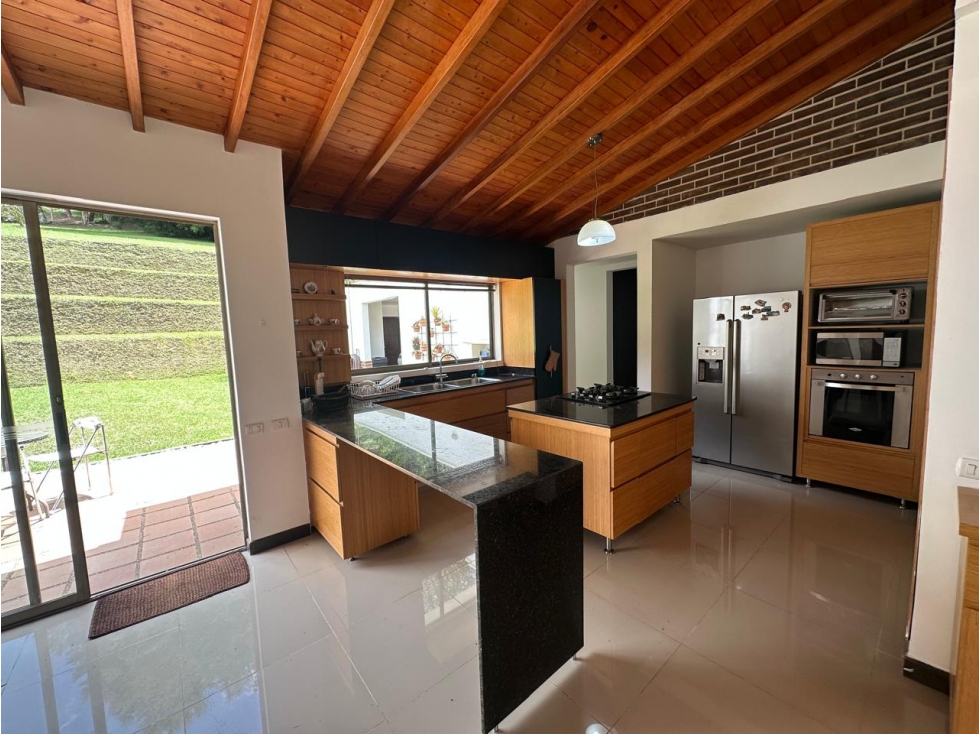 CASA CAMPESTRE EN GUARNE - VEREDA LA CLARITA