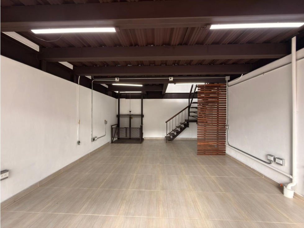 LOCAL EN VENTA EN MALL COMERCIAL - VÍA LA CEJA — foto 3