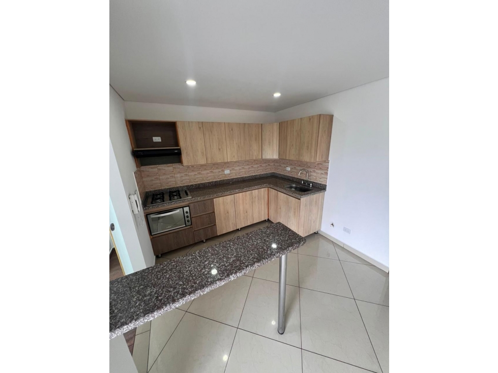 APARTAMENTO EN VENTA - SECTOR LOS COLEGIOS — foto 2