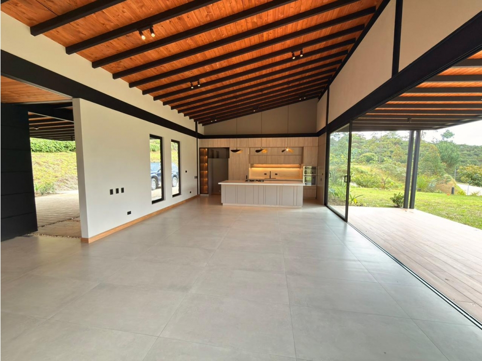 CASA CAMPESTRE EN VENTA EN EL RETIRO - MONTESERENO — foto 5