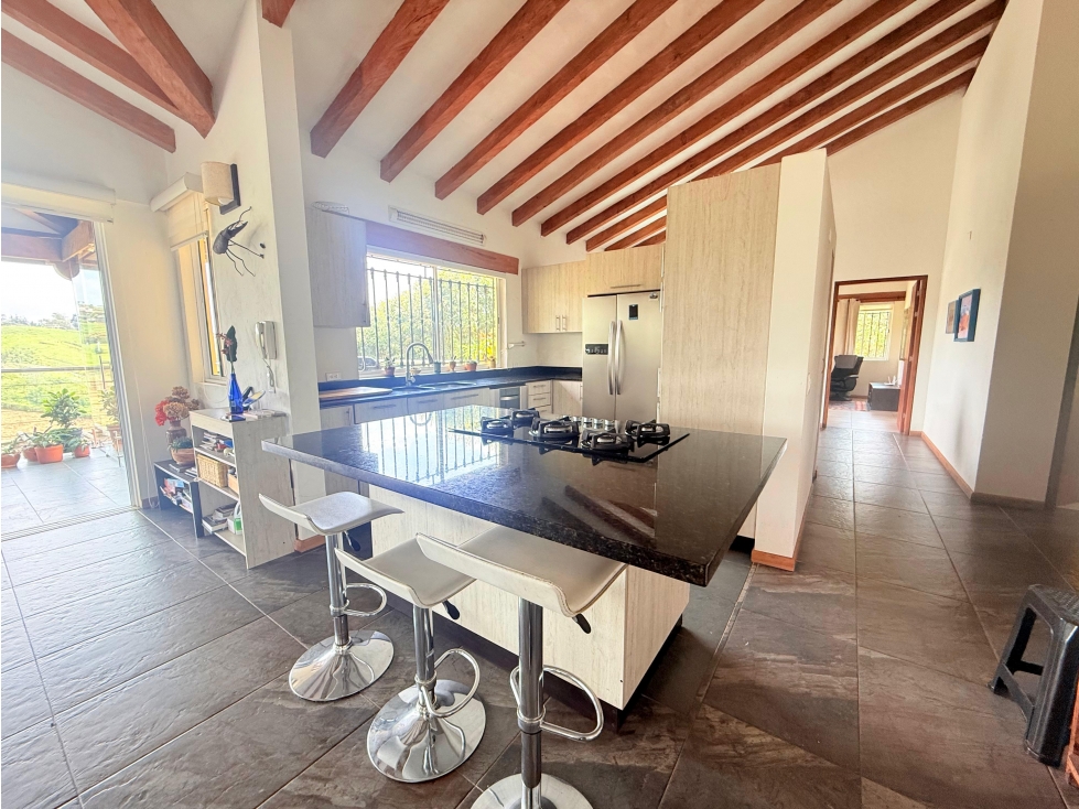 CASA CAMPESTRE EN VENTA EN EL CARMEN DE VIBORAL — foto 3