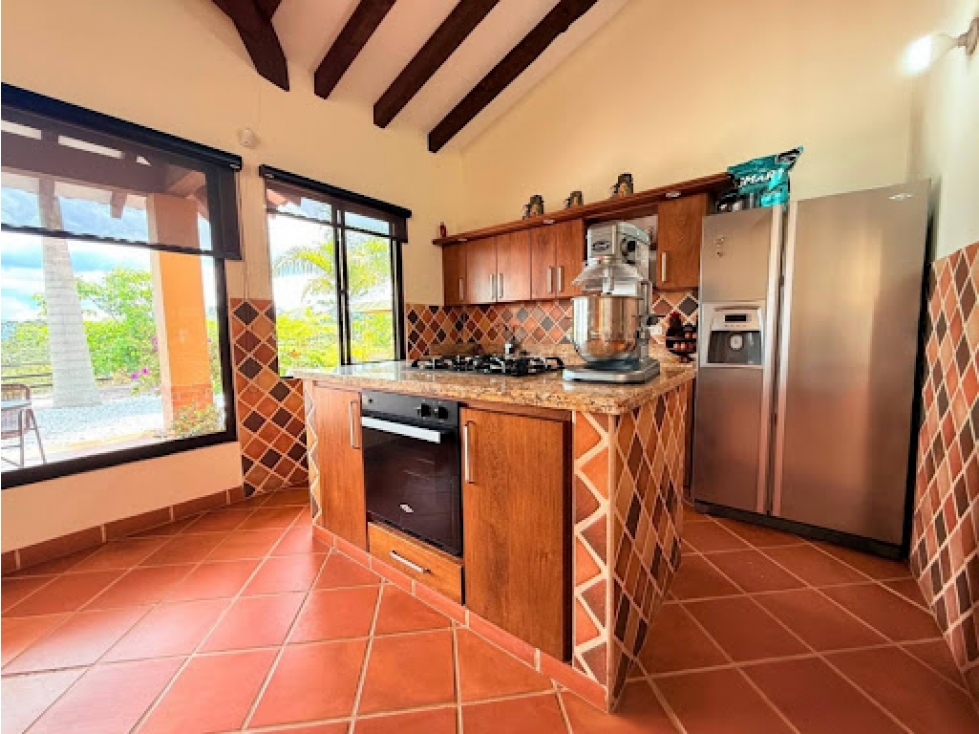 HERMOSA CASA CAMPESTRE EN VENTA EN CONDOMINIO - SAN VICENTE