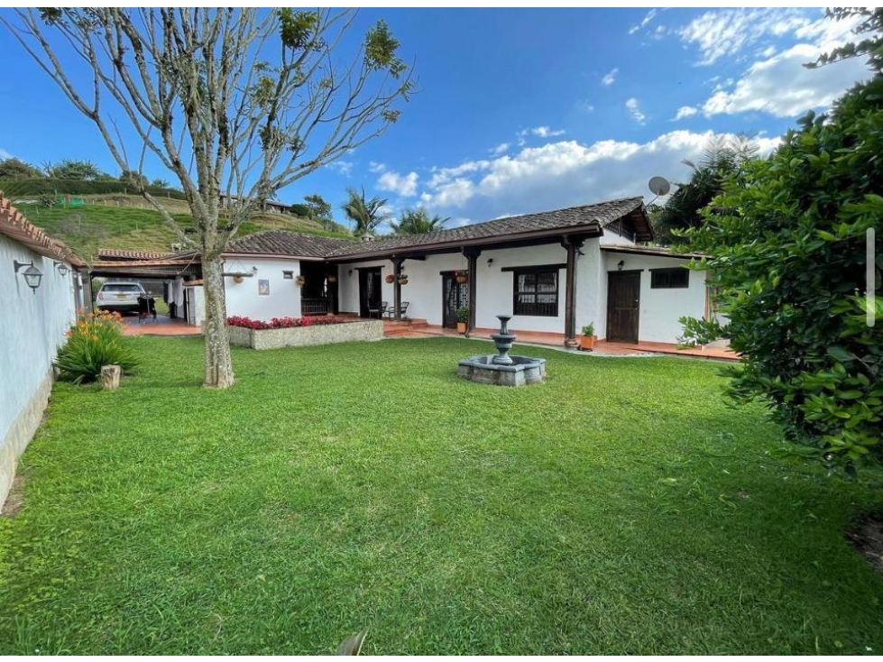 CASA CAMPESTRE EN VENTA EN LLANOGRANDE
