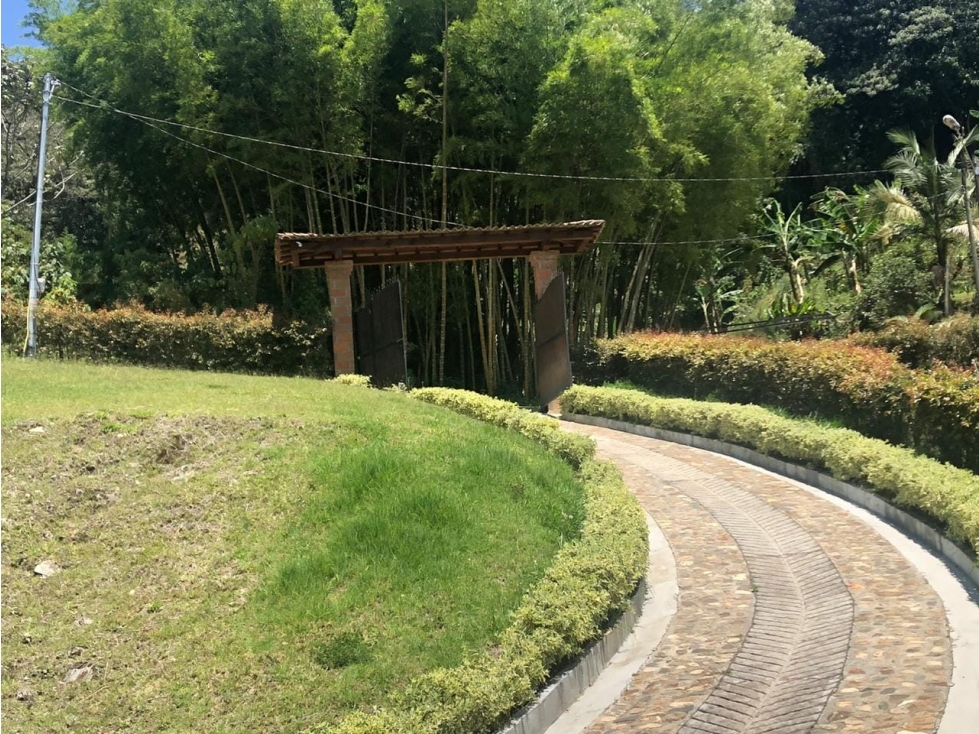 FINCA A LA VENTA EN EL RETIRO - CON SEGURIDAD YA INSTALADA - 5