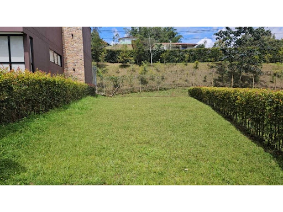 LOTE EN VENTA EN RIONEGRO - UNIDAD CERRADA - SECTOR GALICIA — foto 2
