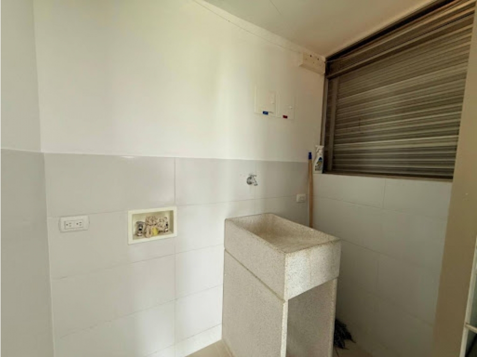 APARTAMENTO EN VENTA EN LLANOGRANDE - UNIDAD CERRADA — foto 6