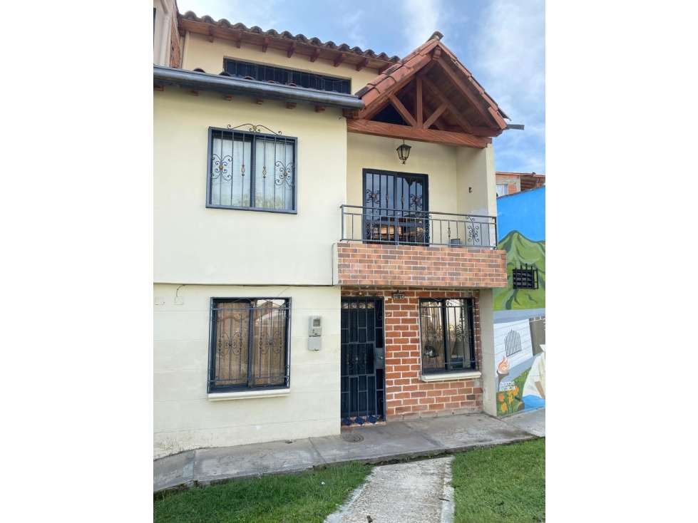 VENTA DE CASA - CARMEN DEL VIVORAL