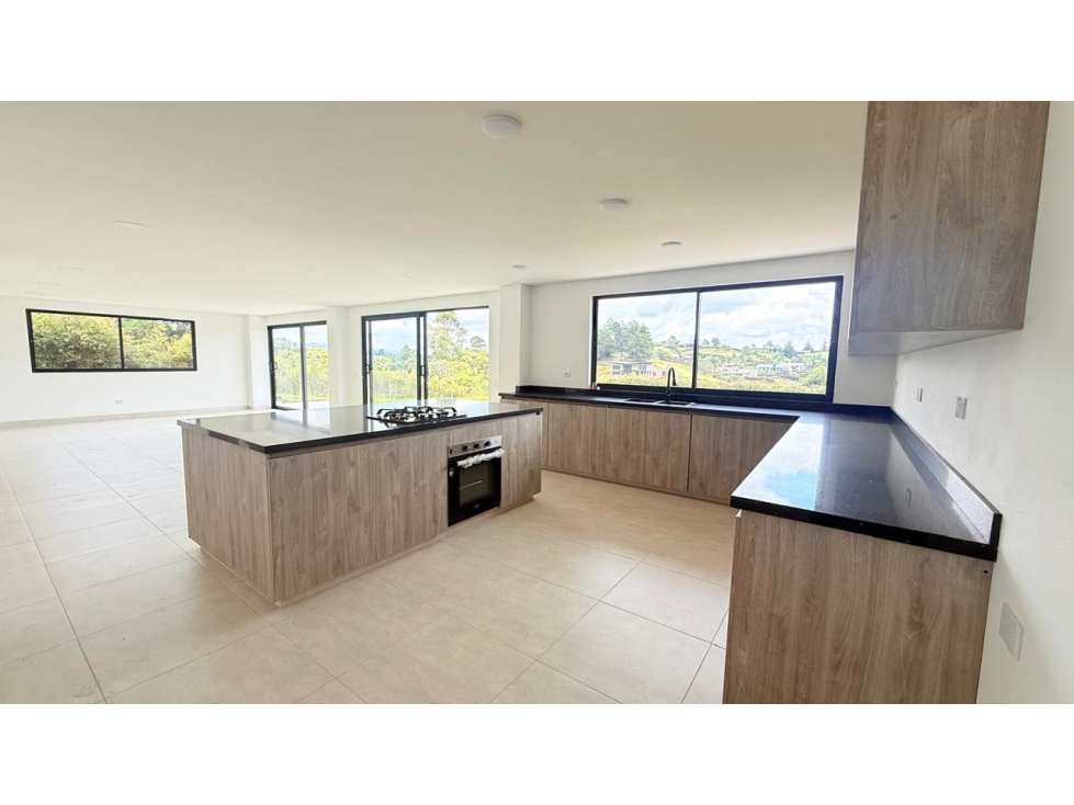 CASA CAMPESTRE EN ARRIENDO EN VÍA SAN ANTONIO - LA CEJA - EL CANADÁ — foto 2