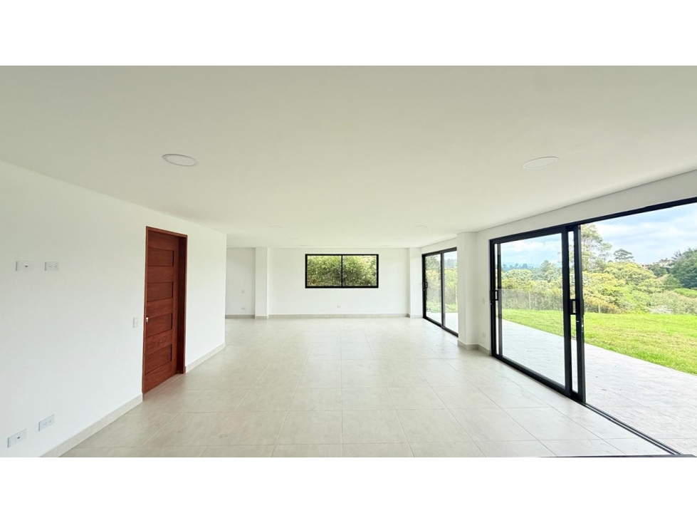 CASA CAMPESTRE EN ARRIENDO EN VÍA SAN ANTONIO - LA CEJA - EL CANADÁ — foto 3