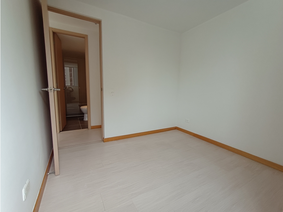 Acogedor Apartamento con Zonas Comunes Excepcionales en La Estrella — foto 4