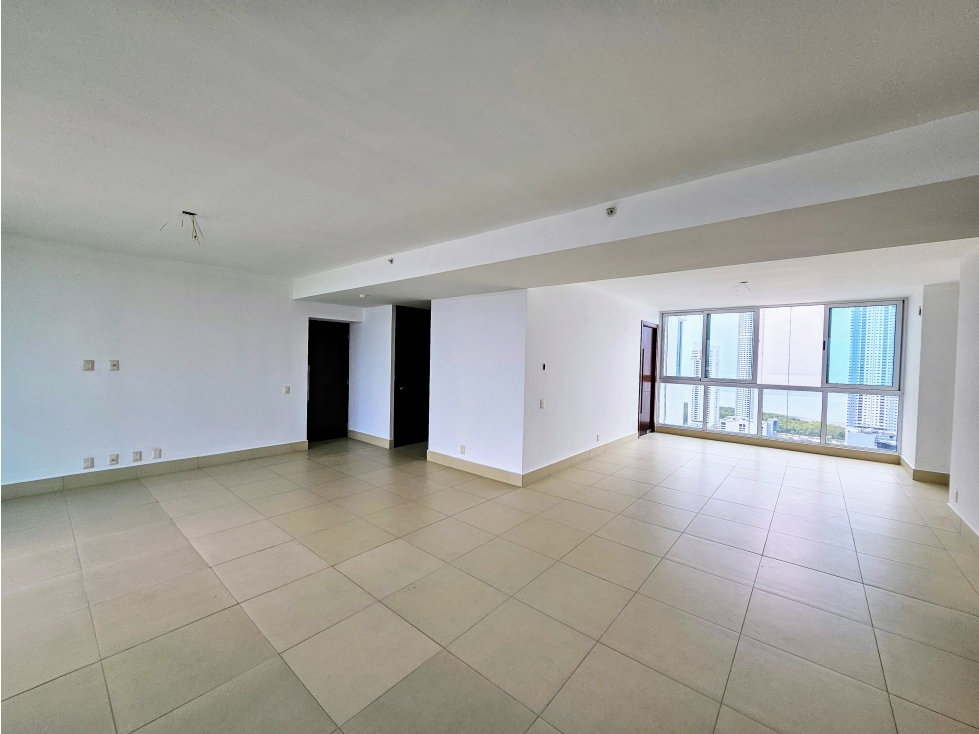 Se vende apartamento en Costa del Este, Ph Breeze