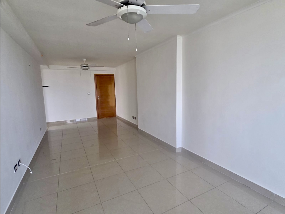 Se vende increible apartamento en Ph Rokas, Condado del Rey — foto 4