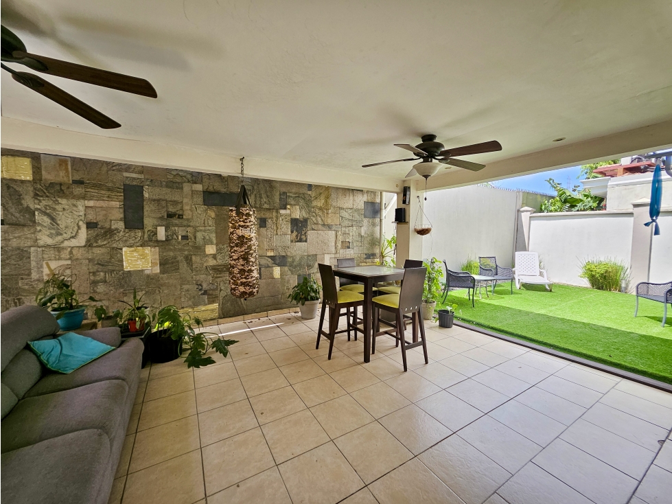 Se vende y alquila casa en Paseo Dorado, Condado del Rey — foto 5