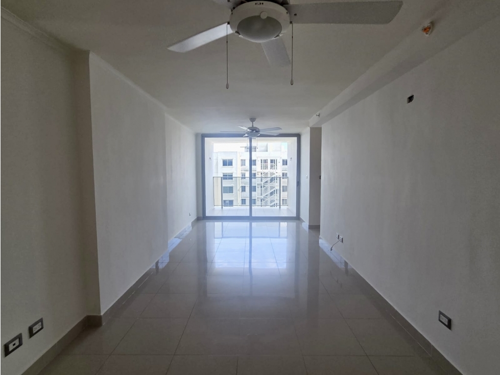 Se vende increible apartamento en Ph Rokas, Condado del Rey — foto 3
