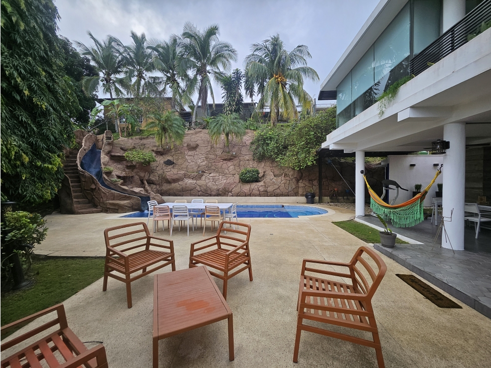 Se vende casa en Fuente del Fresno, Altos de Panamá — foto 4