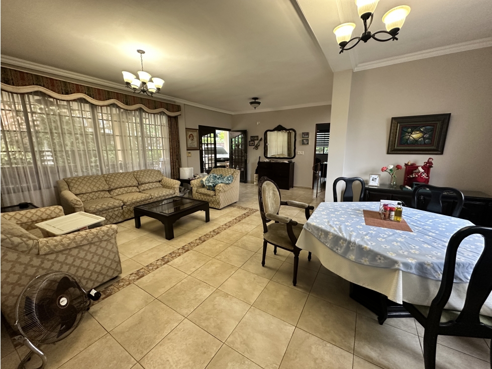 Se vende casa en El Carmen - 1