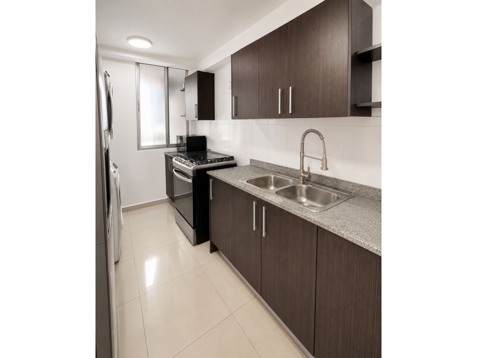 Se vende apartamento en Sky Park, Carrasquilla — foto 5