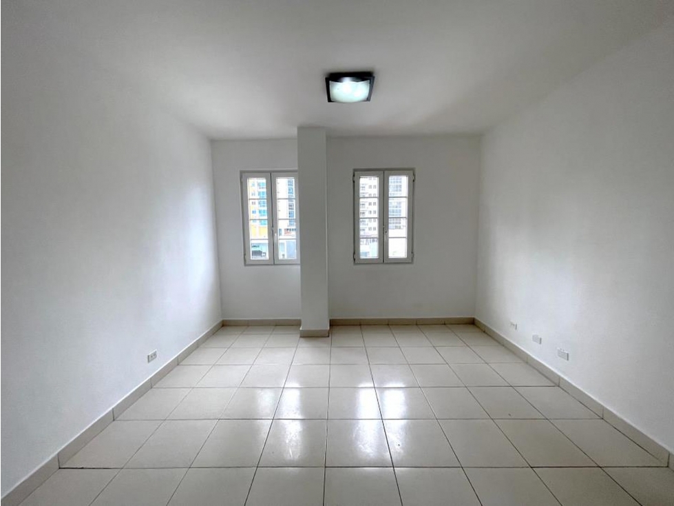 Se vende apartamento en Torre Capri, San Francisco — foto 4
