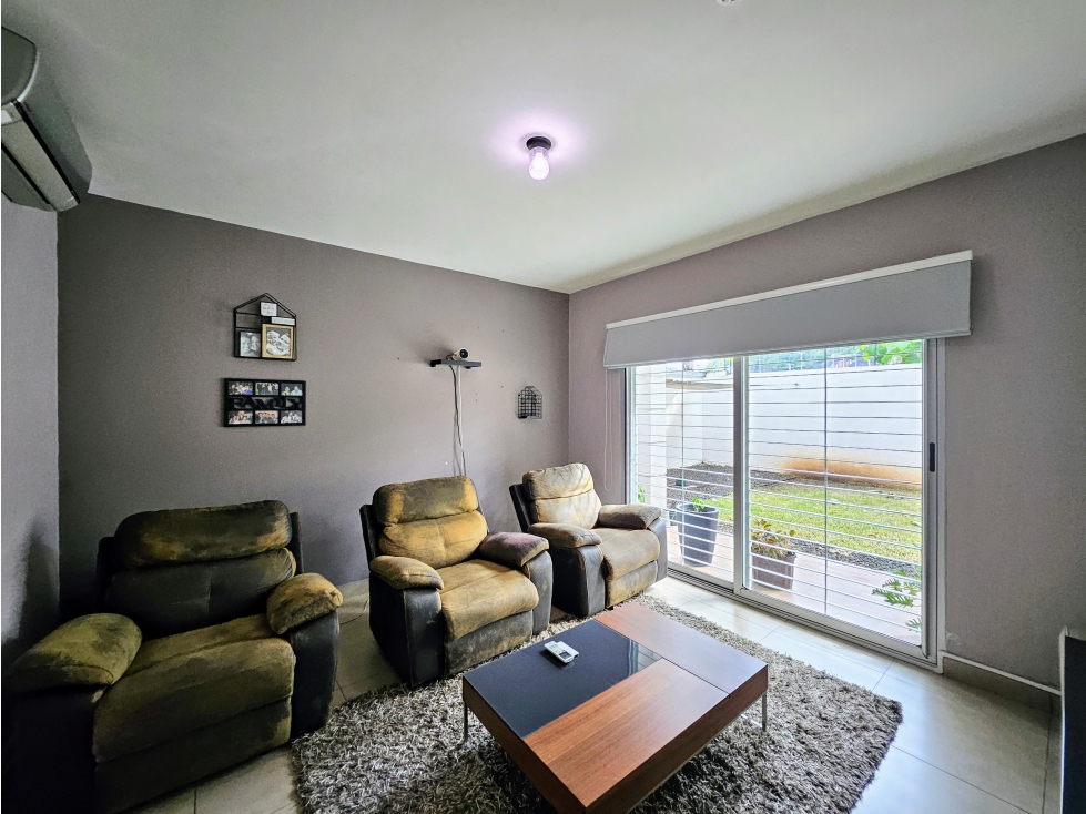 Se vende casa en Dorado Village, Condado del Rey — foto 5