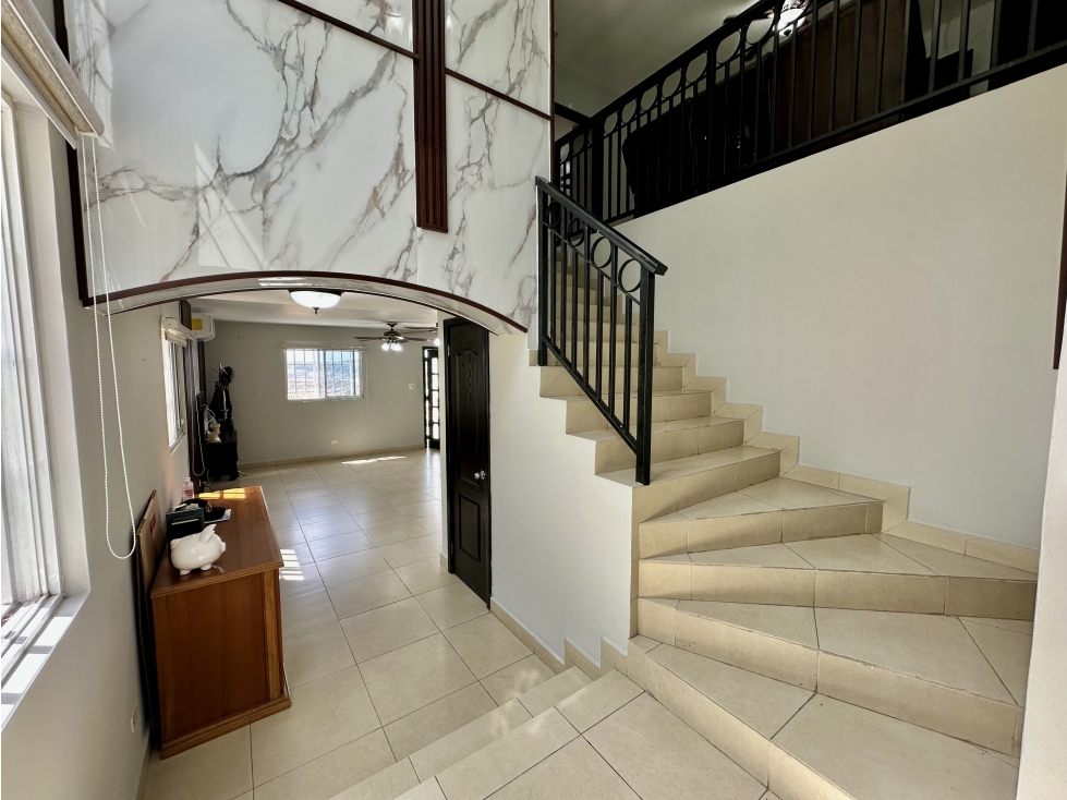 Se vende casa en Altos de Panamá, Bosque de La Cibeles