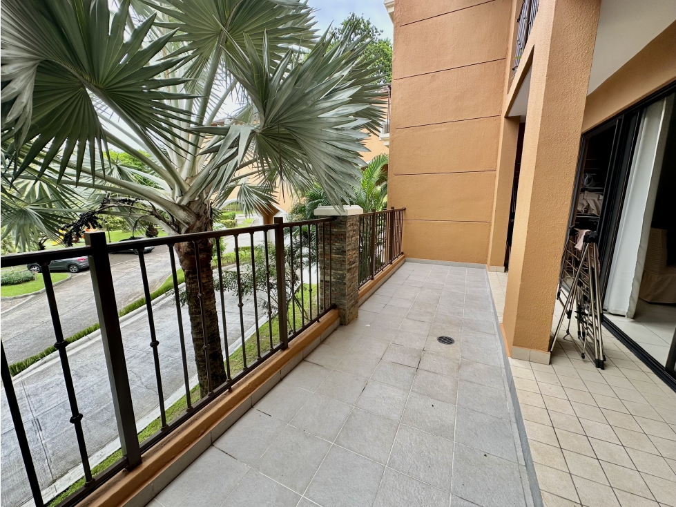 Venta de apartamento en Clayton, Embassy Club - 1