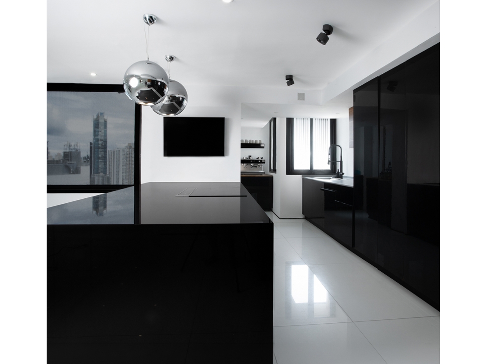 Se vende Penthouse en Paitilla, completamente amoblado — foto 2