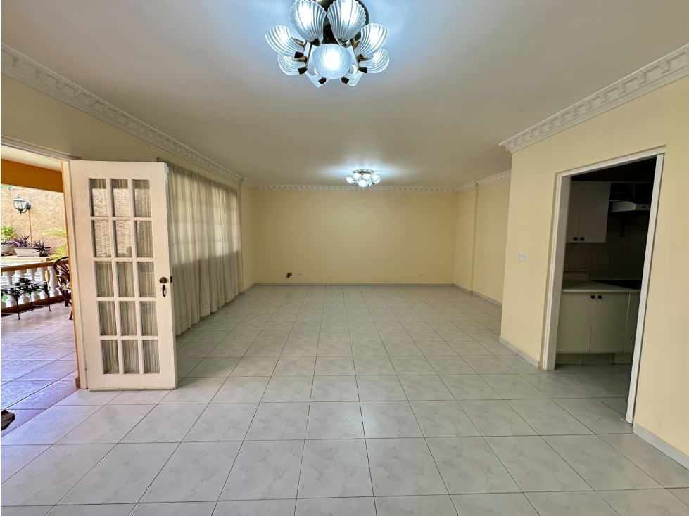 Se vende casa en El Doral, El Bosque — foto 5