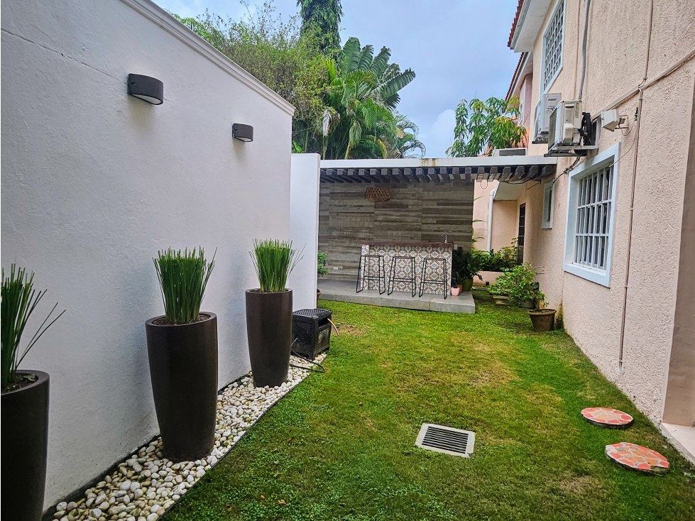 Se vende casa en Fuente del Fresno, Altos de Panamá — foto 5
