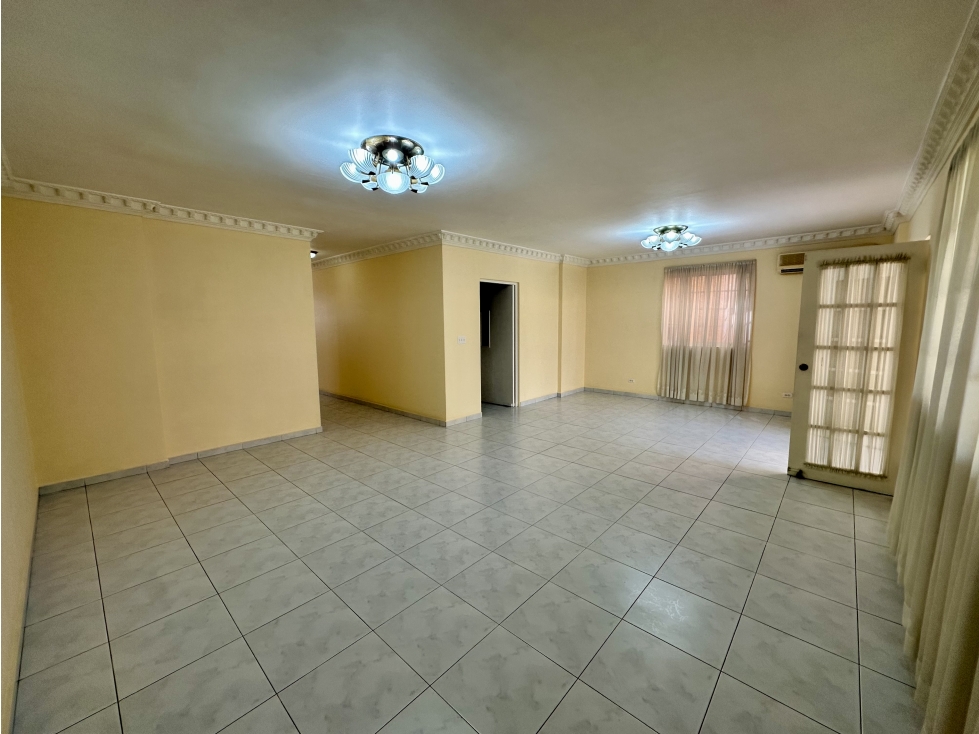 Se vende casa en El Doral, El Bosque — foto 6