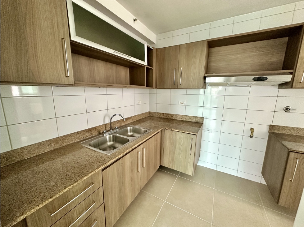 Venta apartamento Kings Park, debajo de avalúo venta rápida — foto 6