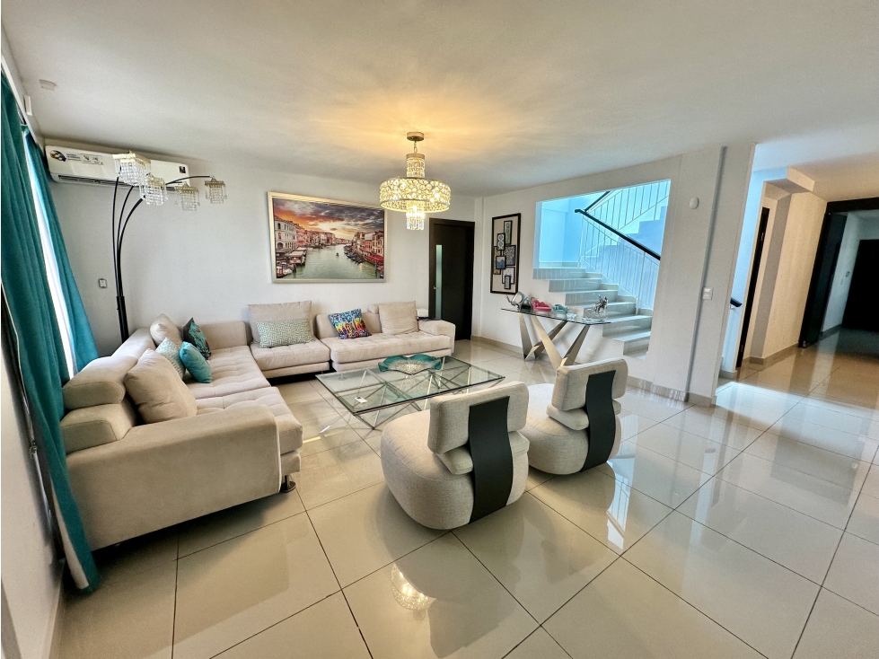 Se vende casa remodelada en El Carmen - 1