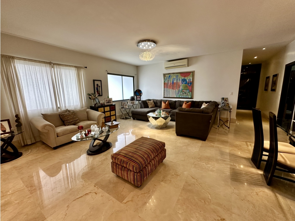 Venta de casa unifamiliar con patio en El Carmen, Herbruger - 4