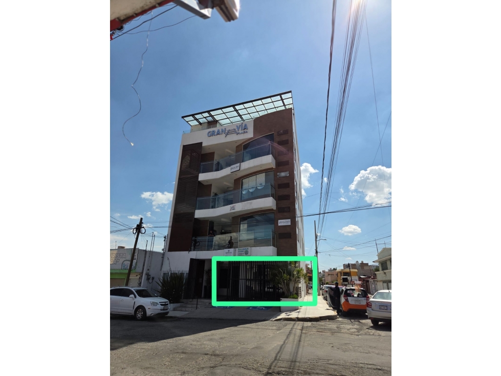 Local comercial sobre avenida en planta baja - 2
