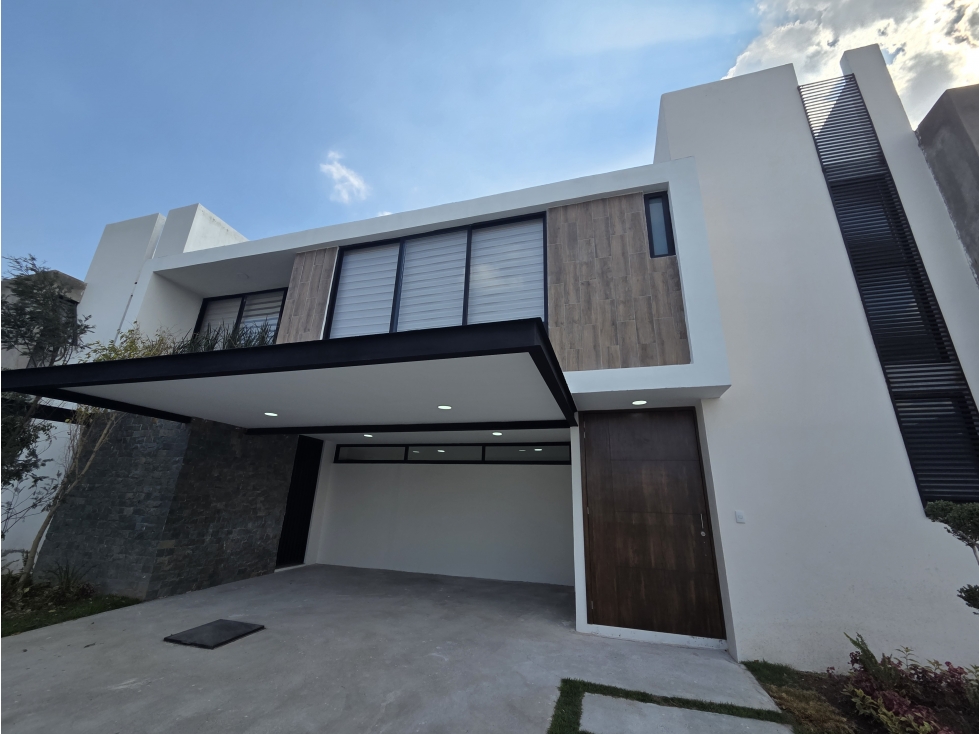 Casa nueva en renta en Miralta Residencial - 2