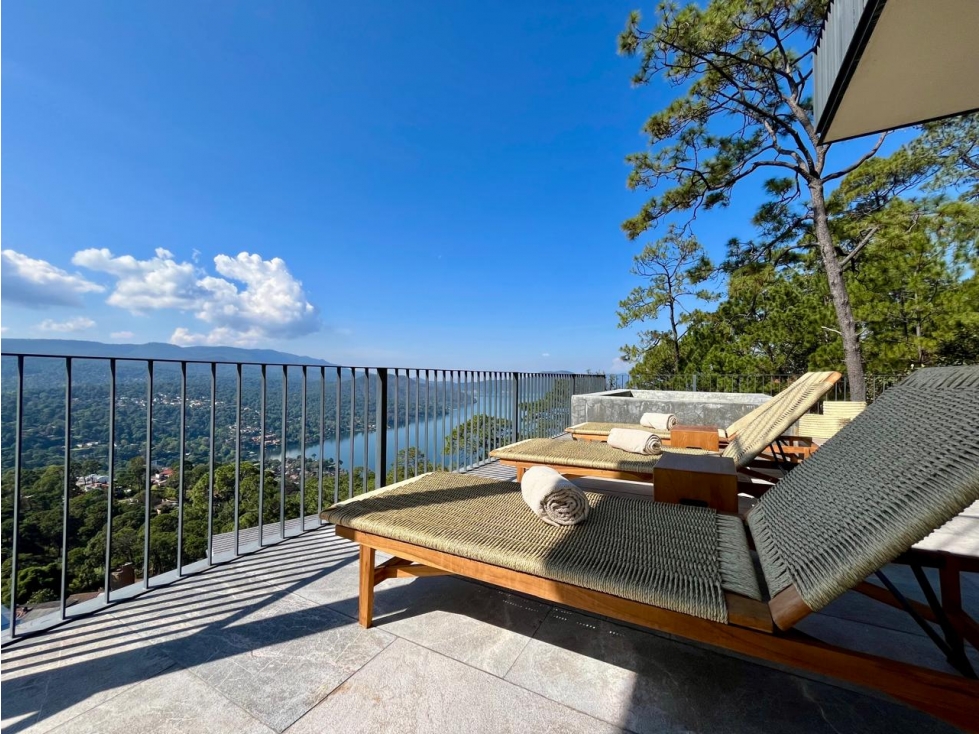 Casa en venta vista al lago Monte Altto