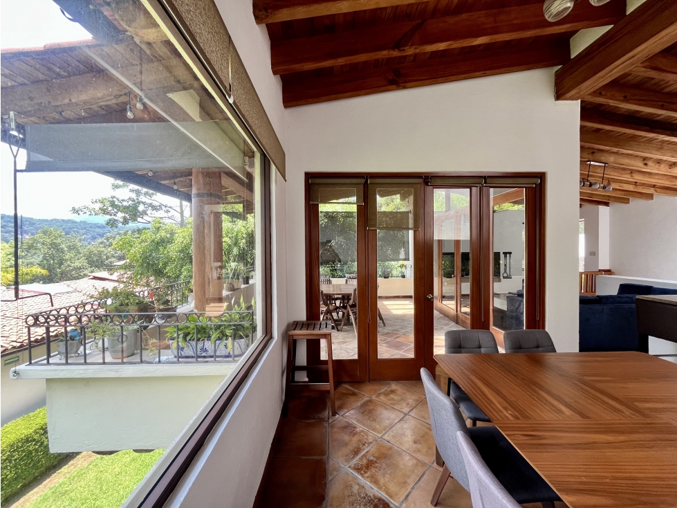 Villa en renta amueblada, dentro del club de Golf Avàndaro. — foto 4